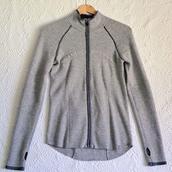 Title Nine Merino Wool Blend Full Zip Sweater Gray Women’s Medium Outdoor Jacket - Picture 1 of 13